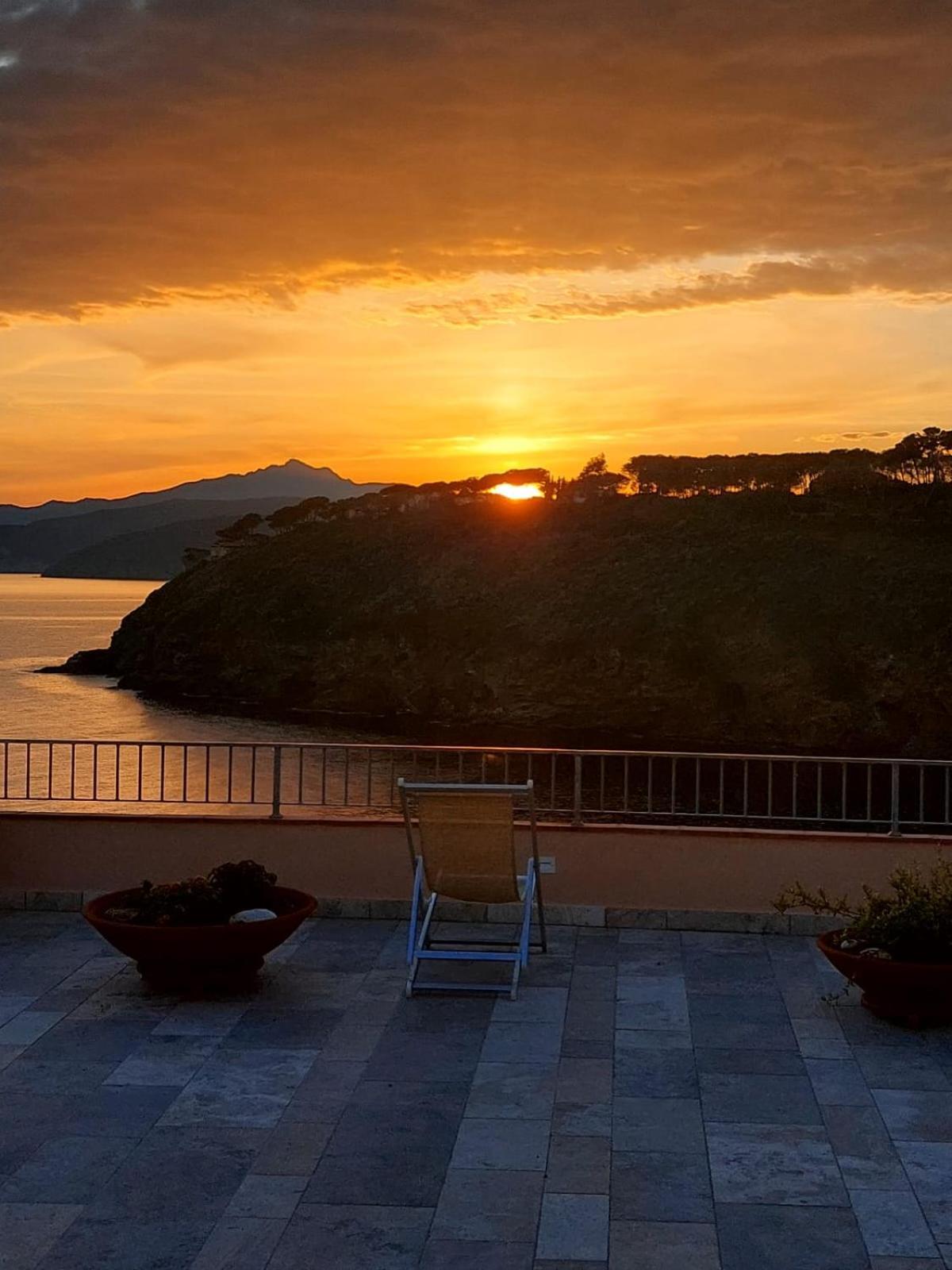 Rosa Dei Venti Apartment Capoliveri  Bagian luar foto